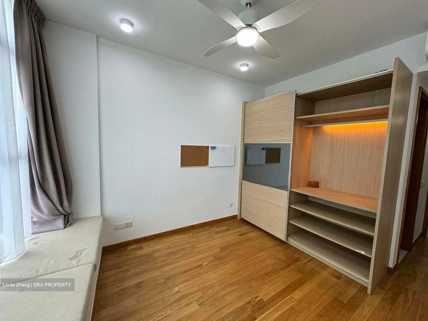 Waterfall Gardens (D10), Condominium #540144801